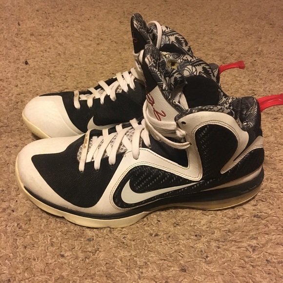 Lebron 9 Freegum shoes - Picture 3 of 3